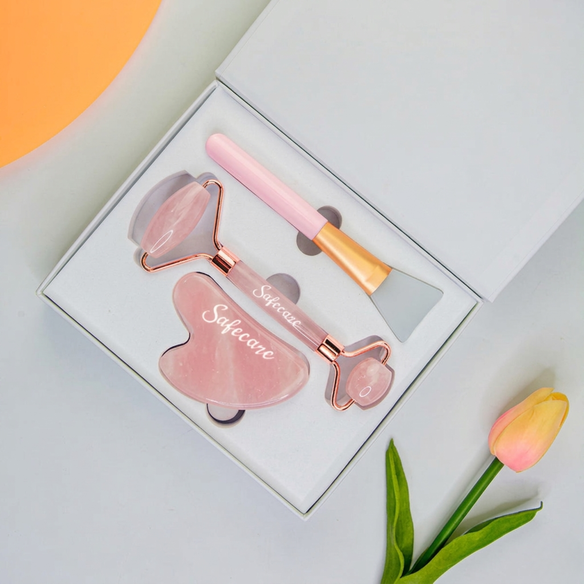 Set Roller, Aplicator Crema si Piatra Gua Sha din Cuart Roz pentru Masaj Facial