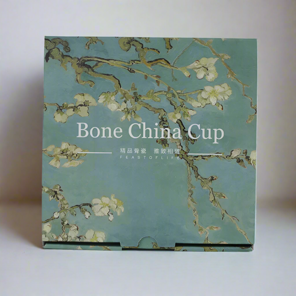 Cana din Portelan cu Farfurie Van Gogh cu Insertie de Aur, in Cutie Verde, cu imprimeu Almond Blossom