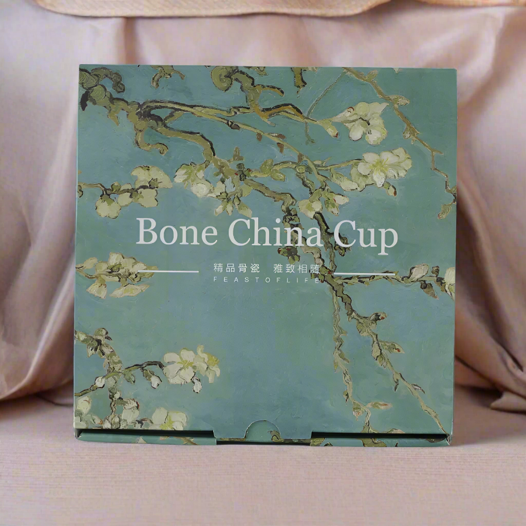 Cana din Portelan cu Farfurie Van Gogh cu Insertie de Aur, in Cutie Verde, cu imprimeu Starry Night