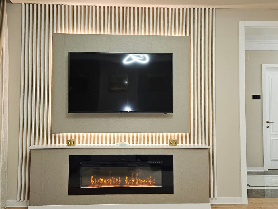 Semineu Electric Incorporabil de Perete cu Sunet, WI-FI incorporat, 7 culori si 5 niveluri de intensitate a flacarilor (YF-4802WERB-I)