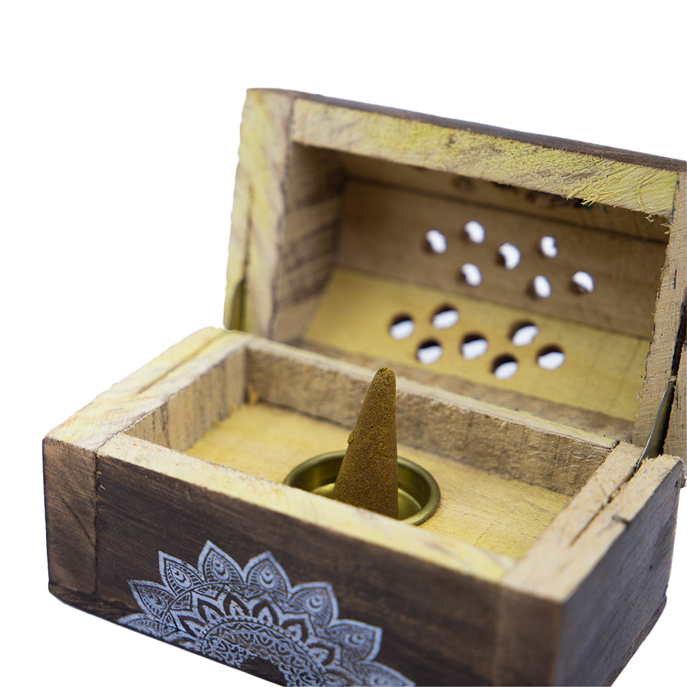 Set Cutie de Lemn cu 10 Conuri Parfumate și Suport, Patchouli - Karma Scents