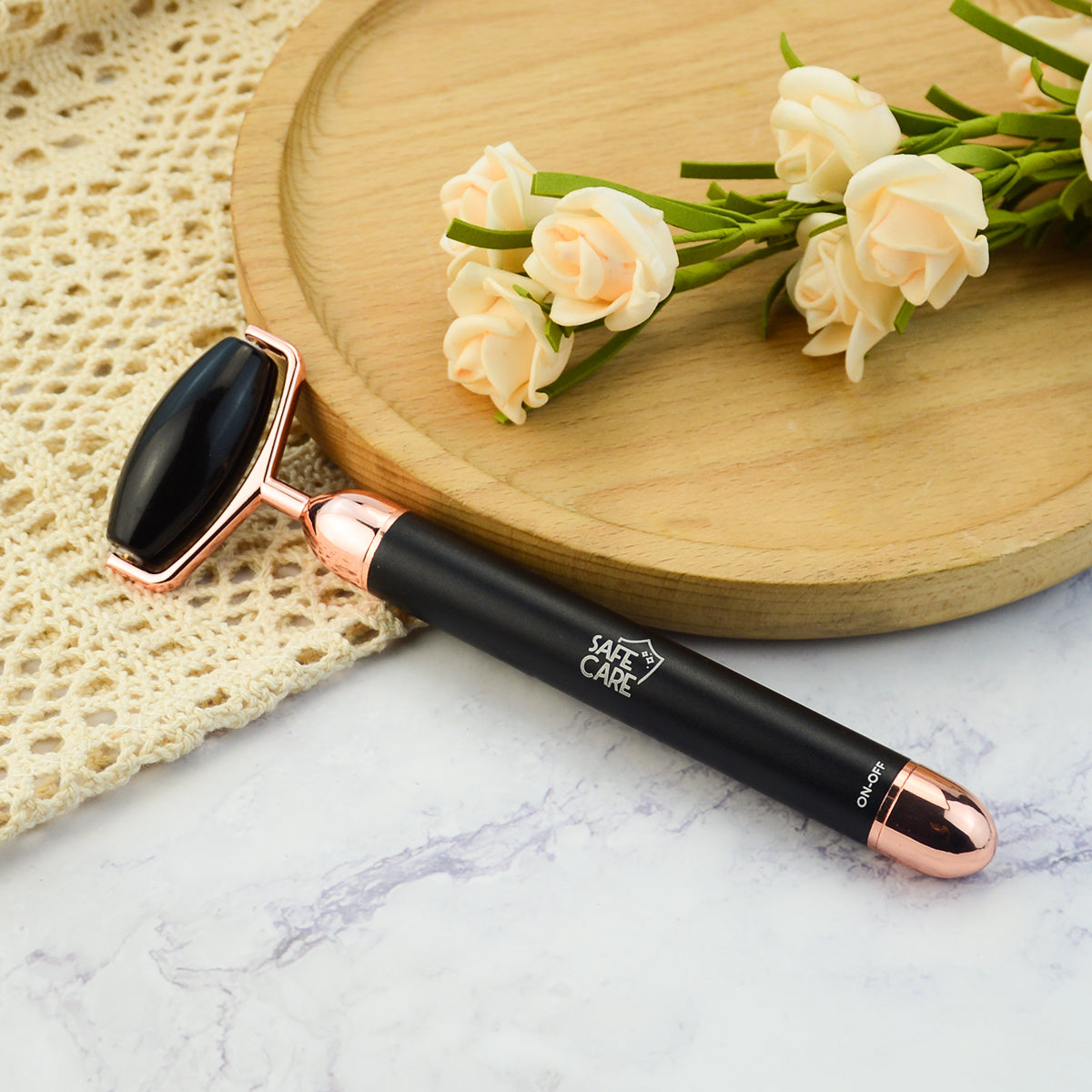 Roller Electric de Masaj Facial cu Vibratii, din Obsidian Negru