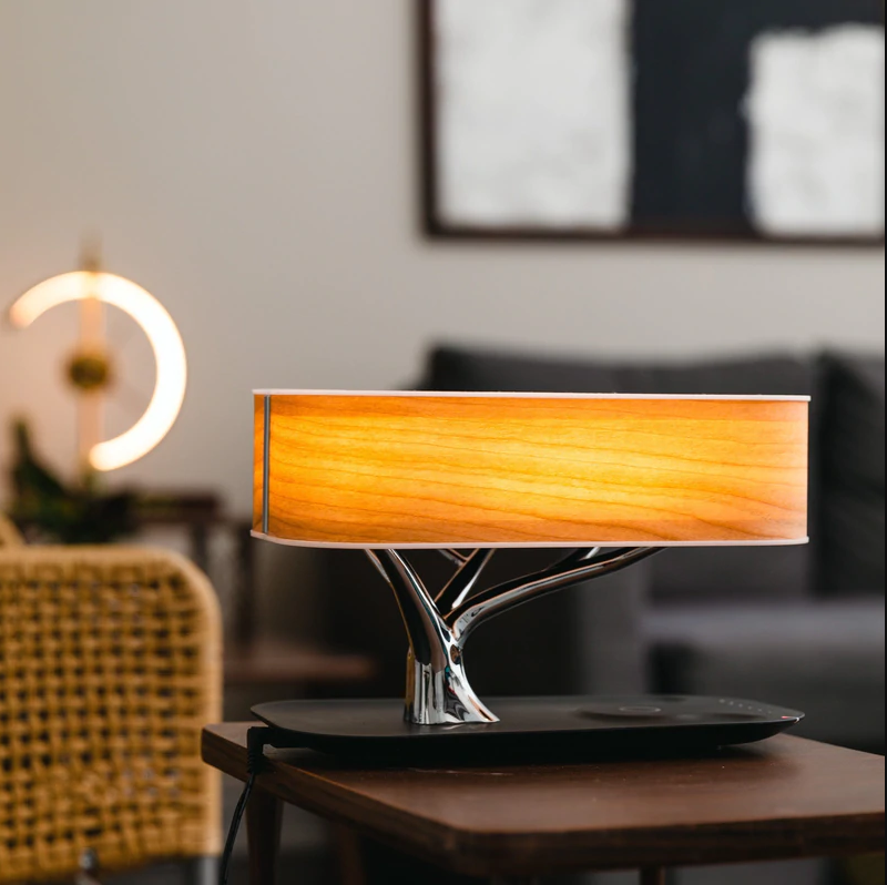 Lampa LED cu Difuzor Bluetooth Incorporat, Incarcare Wireless Smartphone si Panou Touch